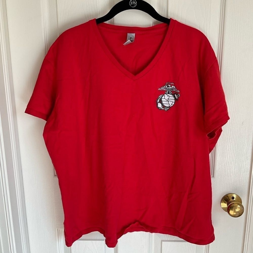 GILDAN USMC Womens Red V Neck T Shirt size 3XL